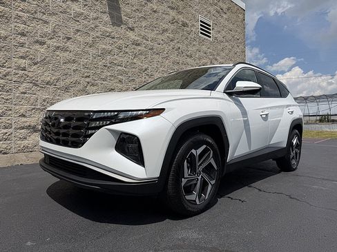 Used 2022 Hyundai Tucson SEL w/ Convenience + Premium Package AWD/4WD image 4