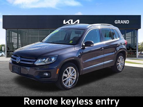 Used 2016 Volkswagen Tiguan SE image 5