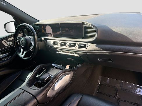 Used 2023 Mercedes-Benz GLE 350 w/ Premium Package image 32