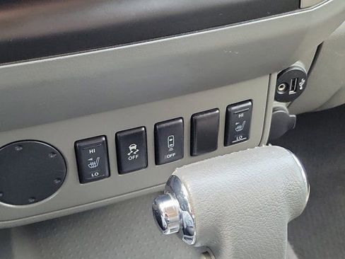 Certified 2019 Nissan Frontier SL RWD image 28