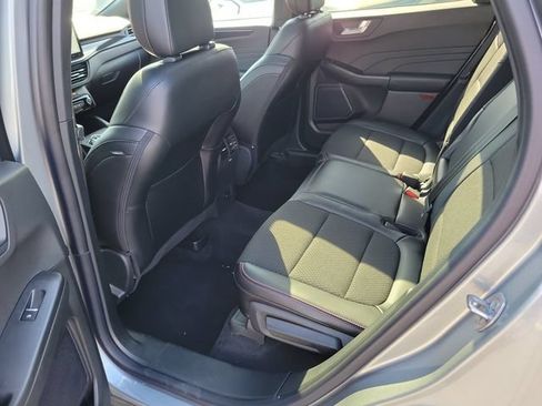 New 2024 Ford Escape ST-Line w/ Tech Pack #1 FWD image 10