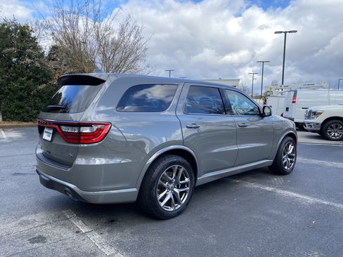 Used 2022 Dodge Durango R/T w/ Tow 'N Go Package image 9