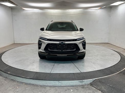 New 2026 Chevrolet Trax ACTIV w/ Driver Confidence Package FWD image 9