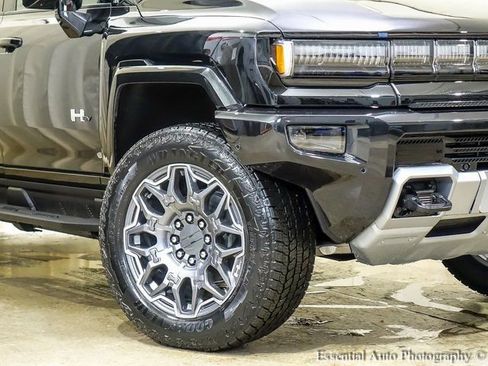 New 2026 GMC Hummer EV SUV image 3