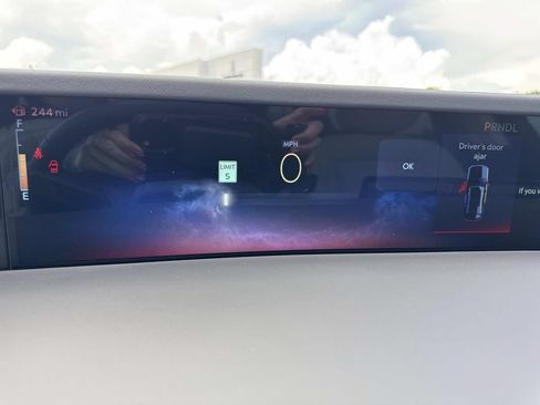 New 2026 Lincoln Nautilus Premier AWD/4WD image 27