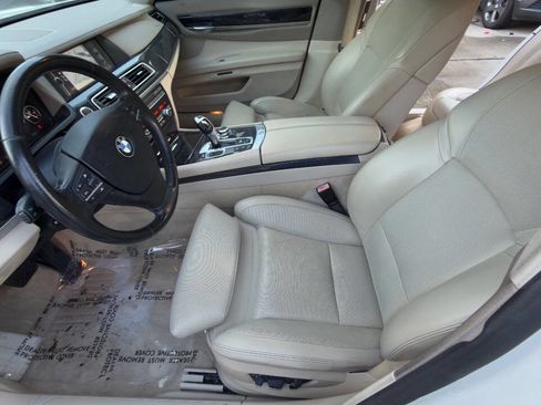 Used 2009 BMW 750Li image 44