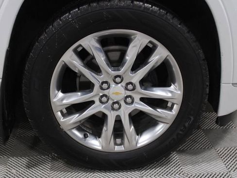 Used 2018 Chevrolet Traverse High Country image 39