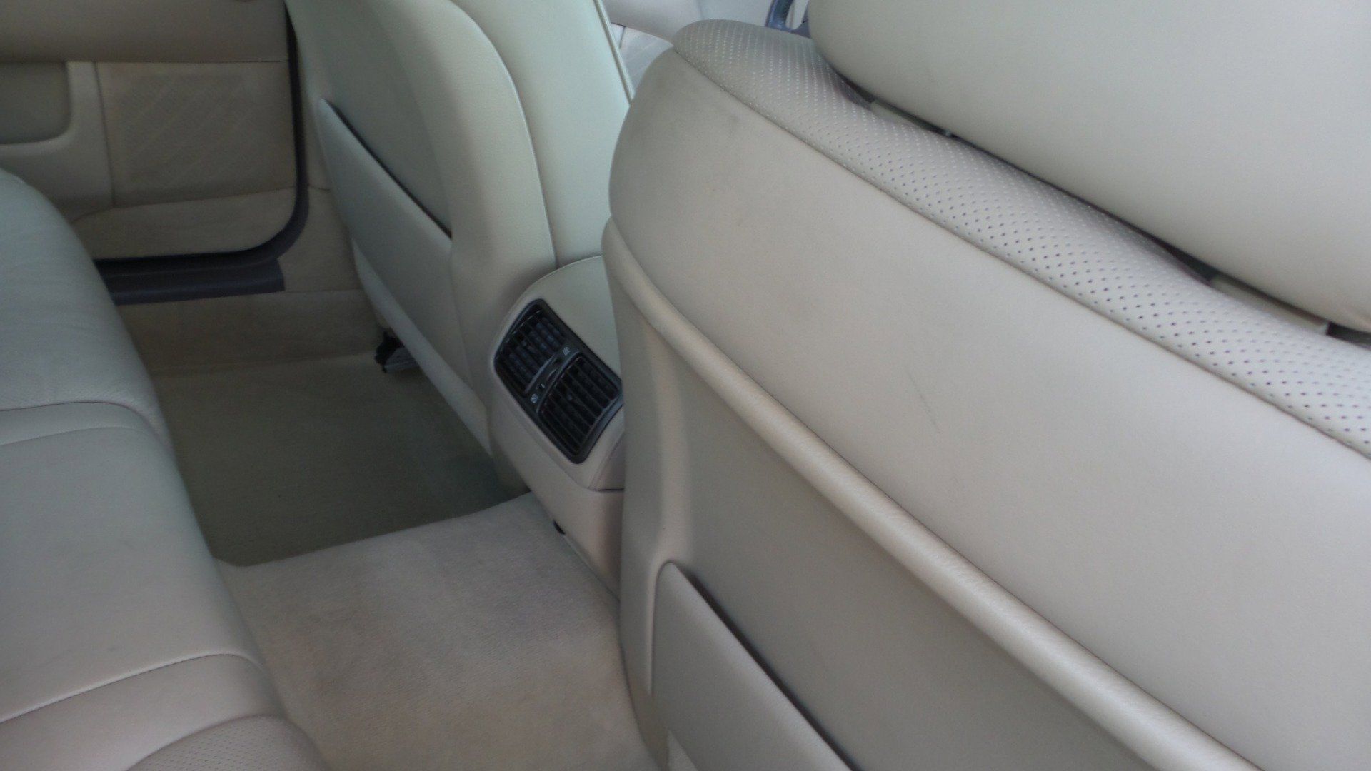 Used 2004 Lexus LS 430 RWD image 88