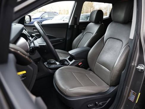 Used 2018 Hyundai Santa Fe Sport image 18