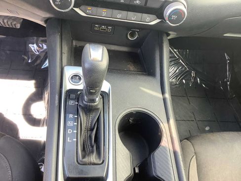Used 2020 Nissan Altima 2.5 S FWD image 18