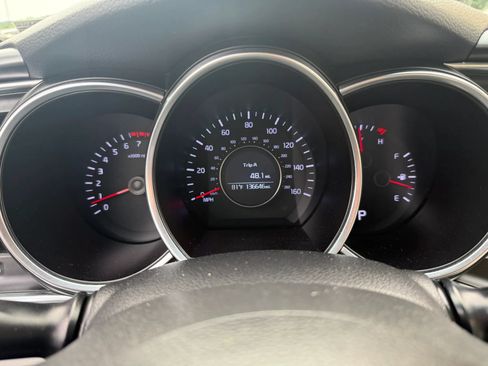 Used 2015 Kia Optima LX FWD image 9