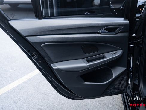 Used 2024 Volkswagen Golf R image 27