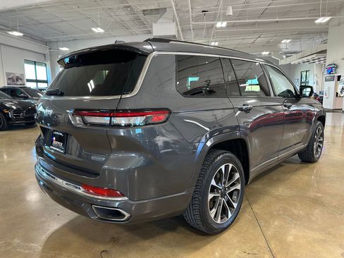 Used 2021 Jeep Grand Cherokee L Overland w/ Luxury Tech Group IV image 8