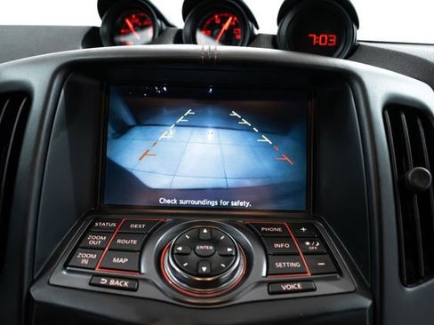 Used 2015 Nissan 370Z NISMO image 33