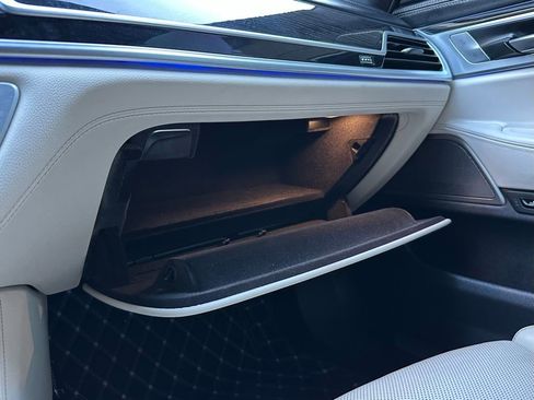 Used 2020 BMW 750i xDrive w/ Executive Package image 54