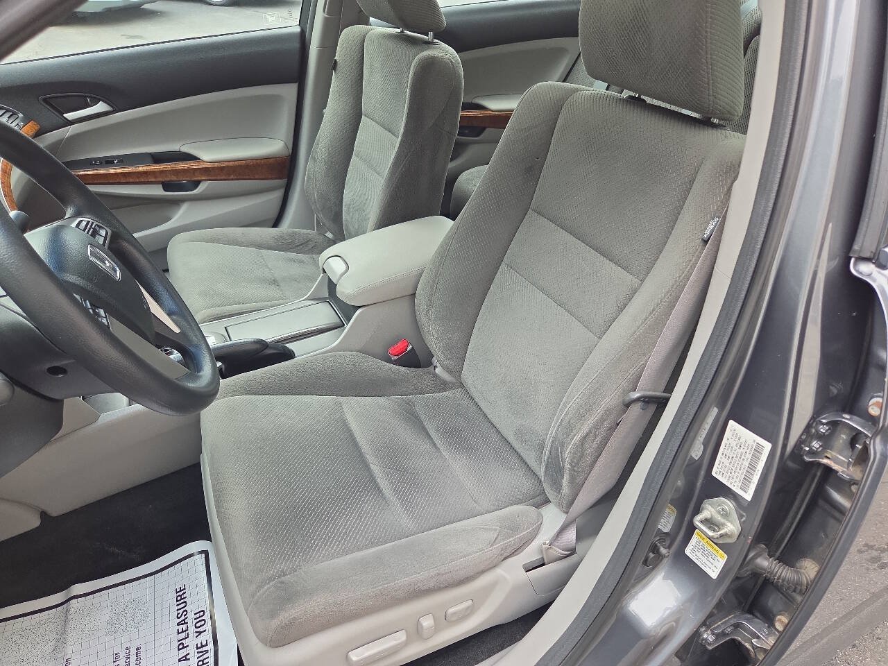 Used 2012 Honda Accord EX image 9