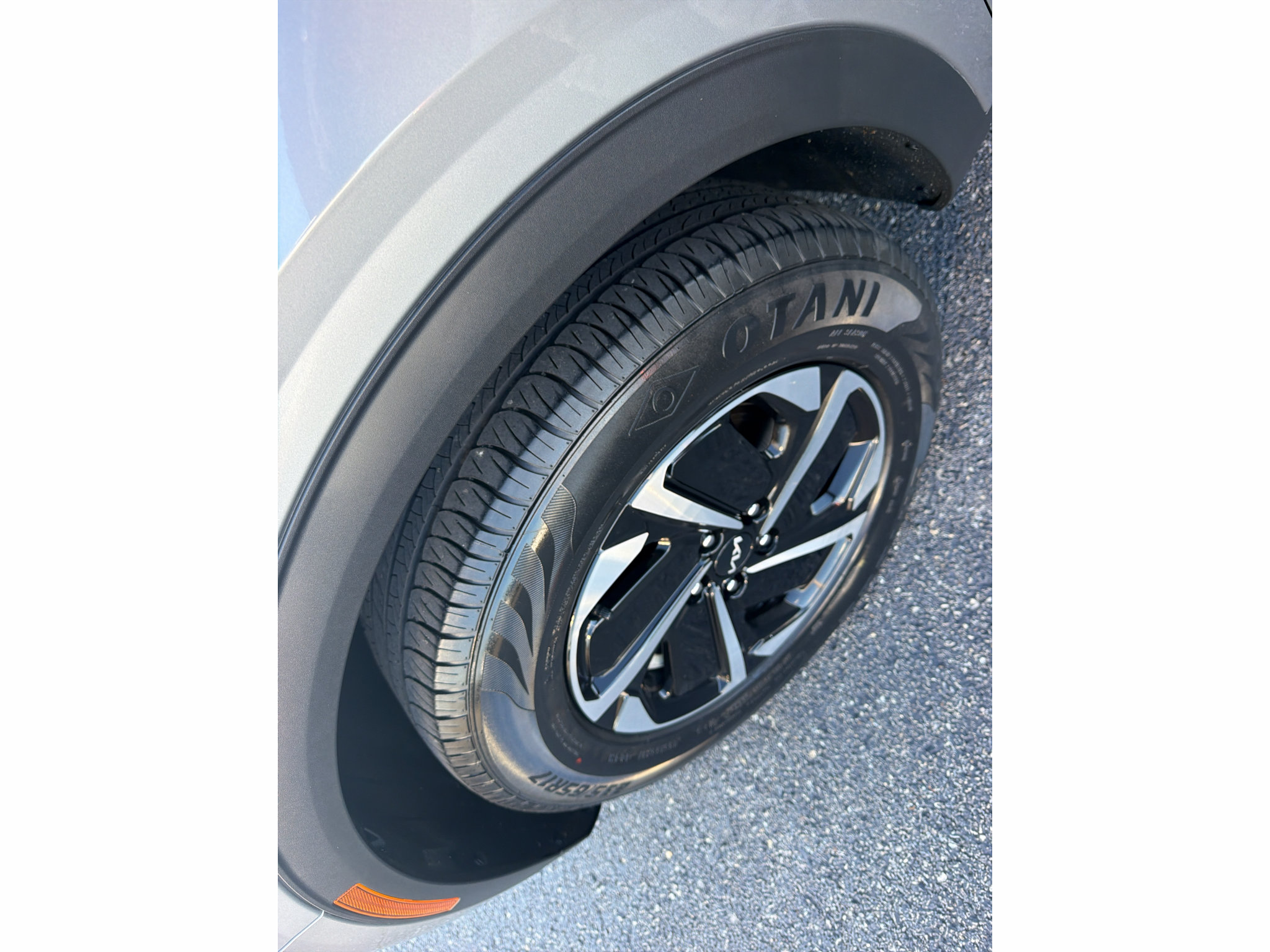 Used 2023 Kia Sportage LX AWD/4WD image 9