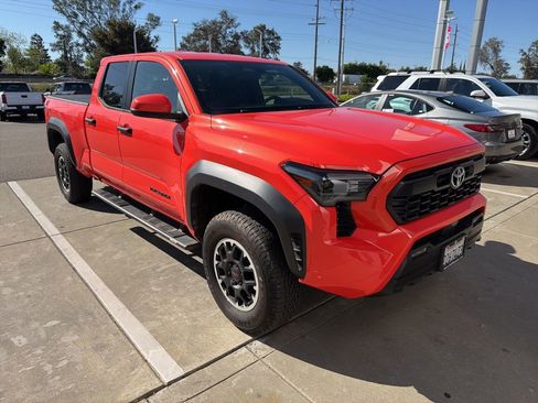 Used 2024 Toyota Tacoma TRD Off-Road w/ TRD Off Road Upgrade Package image 1