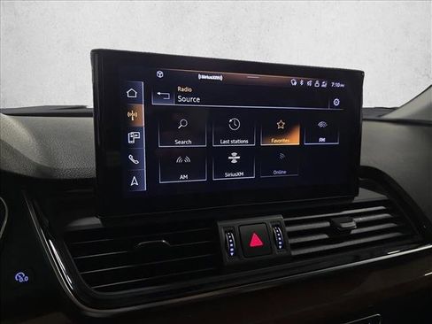 Used 2021 Audi Q5 Premium Plus w/ Premium Plus Package image 13