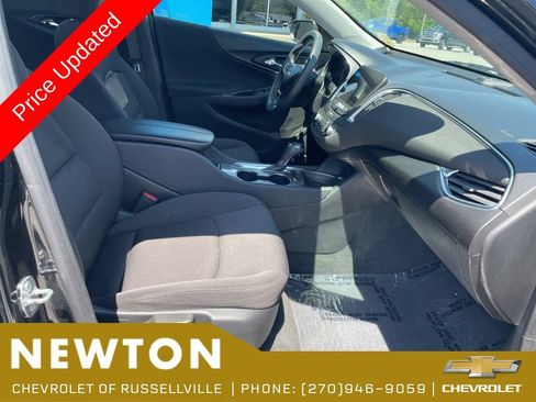 Used 2020 Chevrolet Malibu LT FWD image 22