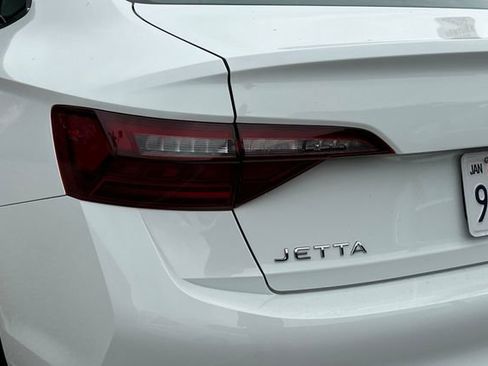 Used 2024 Volkswagen Jetta S FWD image 7