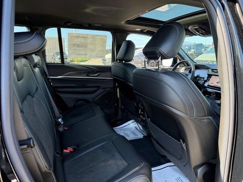 New 2026 Jeep Grand Cherokee Altitude AWD/4WD image 13