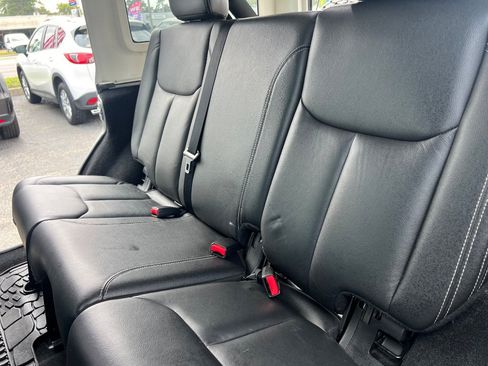 Used 2015 Jeep Wrangler Unlimited Rubicon AWD/4WD image 36