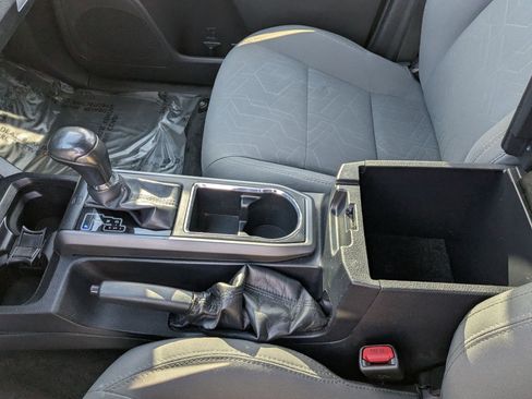 Used 2019 Toyota Tacoma TRD Off-Road image 28