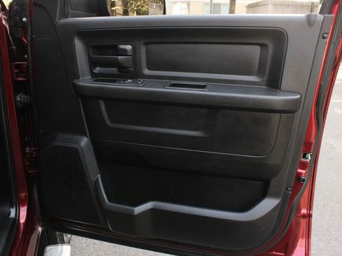 Used 2018 RAM 2500 Tradesman w/ Chrome Appearance Group AWD/4WD image 25