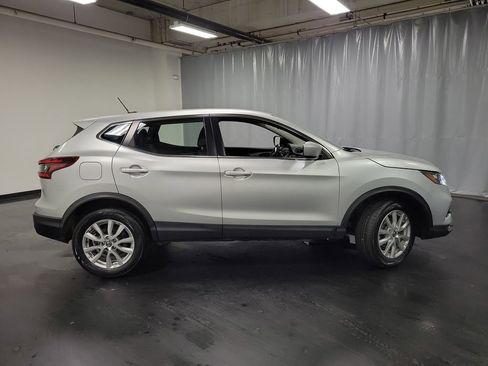 Used 2021 Nissan Rogue Sport S FWD image 9