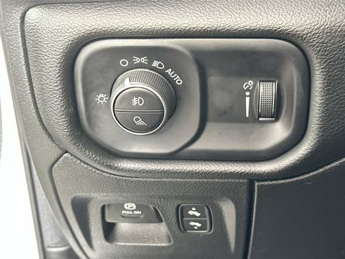 Used 2024 RAM 1500 Big Horn AWD/4WD image 24