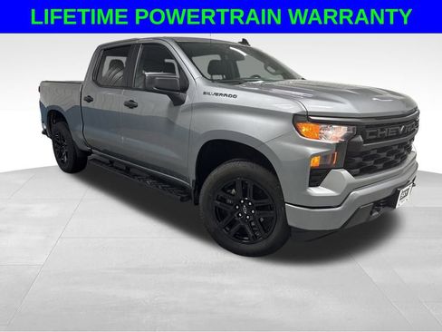 Used 2025 Chevrolet Silverado 1500 Custom image 1