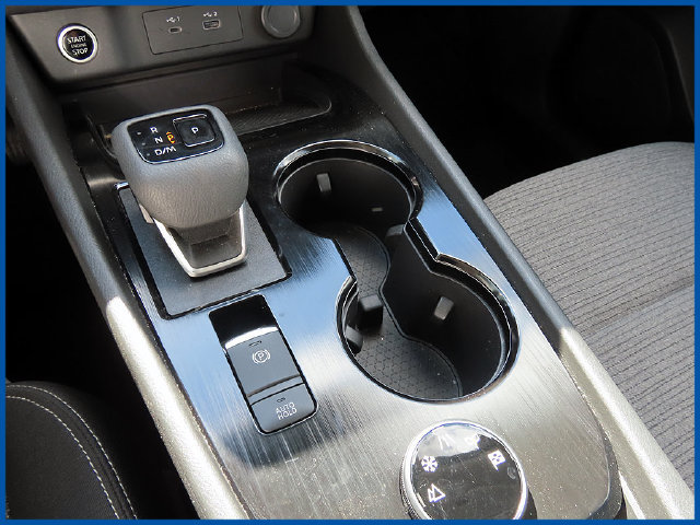 Used 2023 Nissan Rogue SV AWD/4WD image 19
