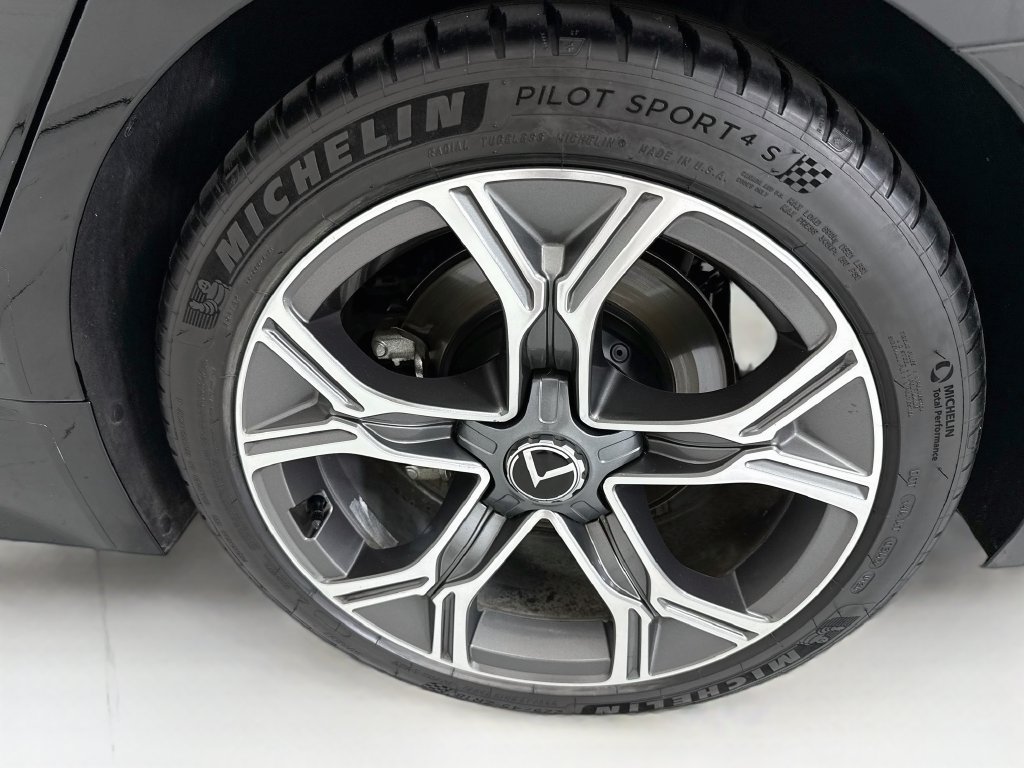 Used 2020 Kia Stinger GT-Line RWD image 29