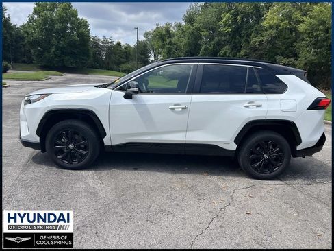 Used 2023 Toyota RAV4 XSE w/ XSE Grade Weather Package AWD/4WD image 4