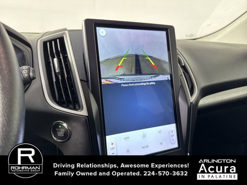 Used 2023 Ford Edge SE image 8