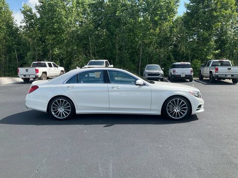 Used 2016 Mercedes-Benz S 550 Sedan image 4