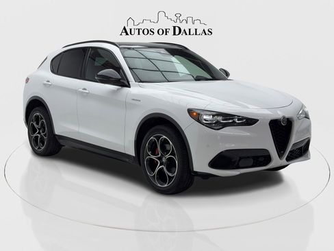 Used 2024 Alfa Romeo Stelvio Veloce image 1
