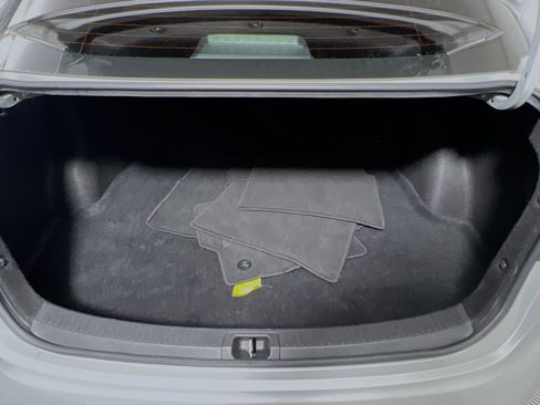 Used 2023 Toyota Corolla SE image 34