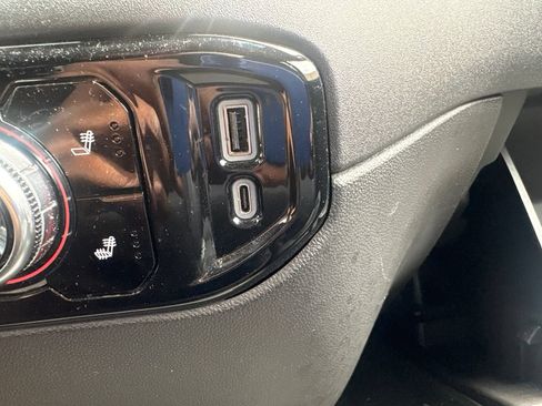 Used 2025 GMC Sierra 1500 SLT RWD image 25
