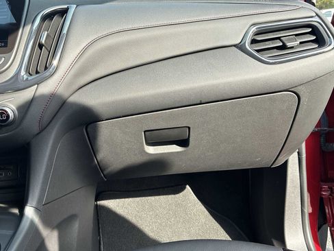 Certified 2024 Chevrolet Equinox RS w/ RS Leather Package image 30