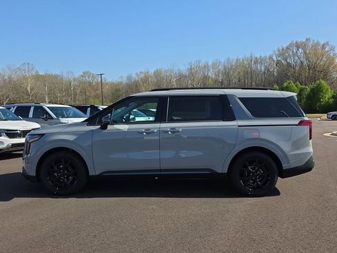 New 2026 Kia Carnival SX image 2