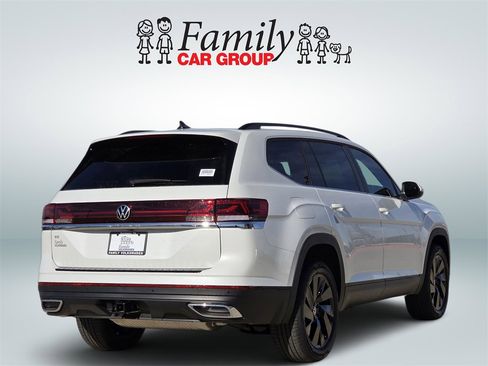 New 2026 Volkswagen Atlas SE image 4