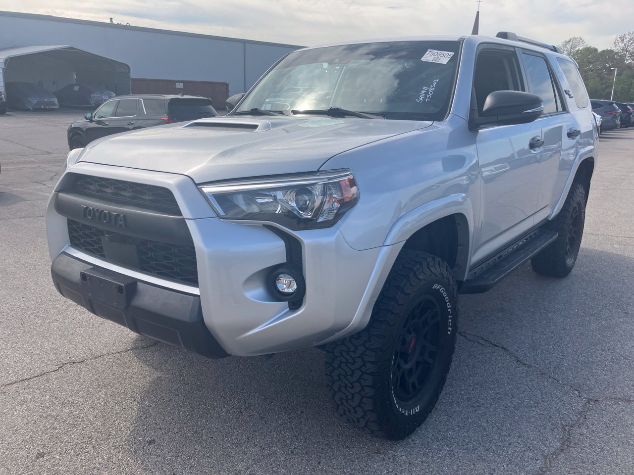 Used 2022 Toyota 4Runner TRD Off-Road Premium AWD/4WD image 1