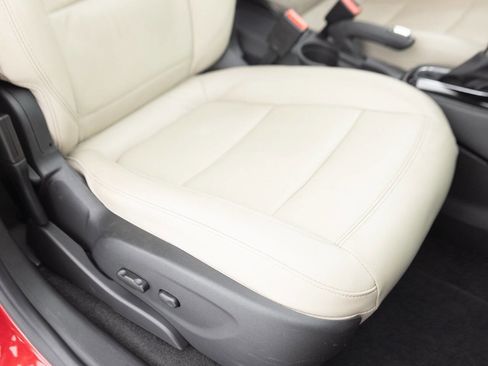 Used 2018 Buick Encore Essence w/ Experience Buick Package FWD image 27
