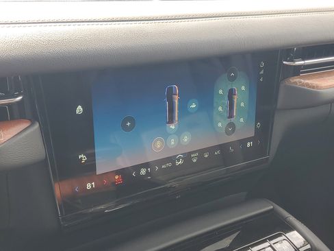 New 2026 Lincoln Navigator L Black Label image 24