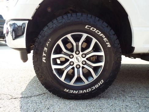 Used 2021 Ford F150 XLT w/ Equipment Group 301A Mid image 9