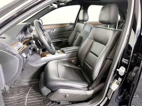 Used 2014 Mercedes-Benz E 350 Sedan image 33