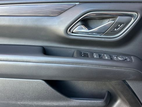 Used 2023 Chevrolet Tahoe LT image 12