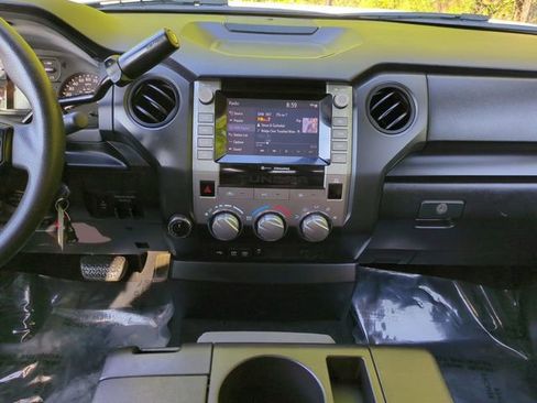 Used 2020 Toyota Tundra SR image 19